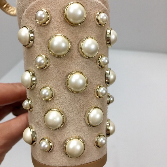 Stuart Weitzman More Pearls Bisque Suede Sandals Size 5 - Picture 7 of 17